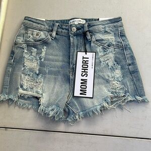 NWT • Almost Famous Mom Distressed Shorts • Size 5